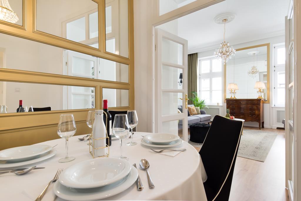 Chestnut & Eliza Suites Budapest Exterior foto
